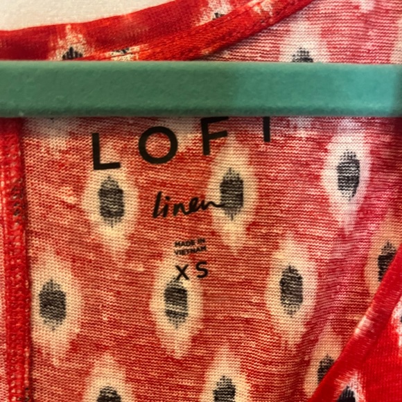 Loft Linen Soft Red Tee with Diamond Design - Picture 2 of 5